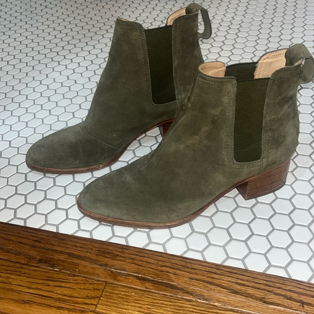 Rag & Bone Suede boots in olive green size 38